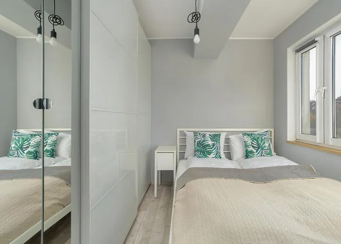 Hotel Stylish Near Hala Arena By Renters Posen