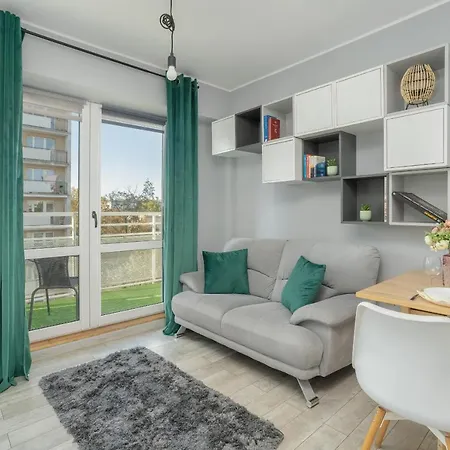 فندق Stylish Near Hala Arena By Renters